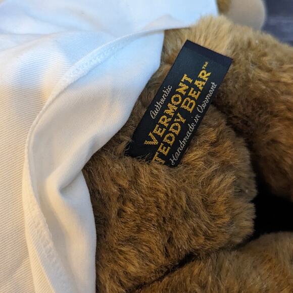 Authentic Vermont Teddy Bear with Chef Coat - Picture 7 of 8